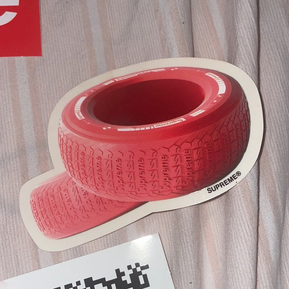 Supreme stickers - Picture 6 of 6